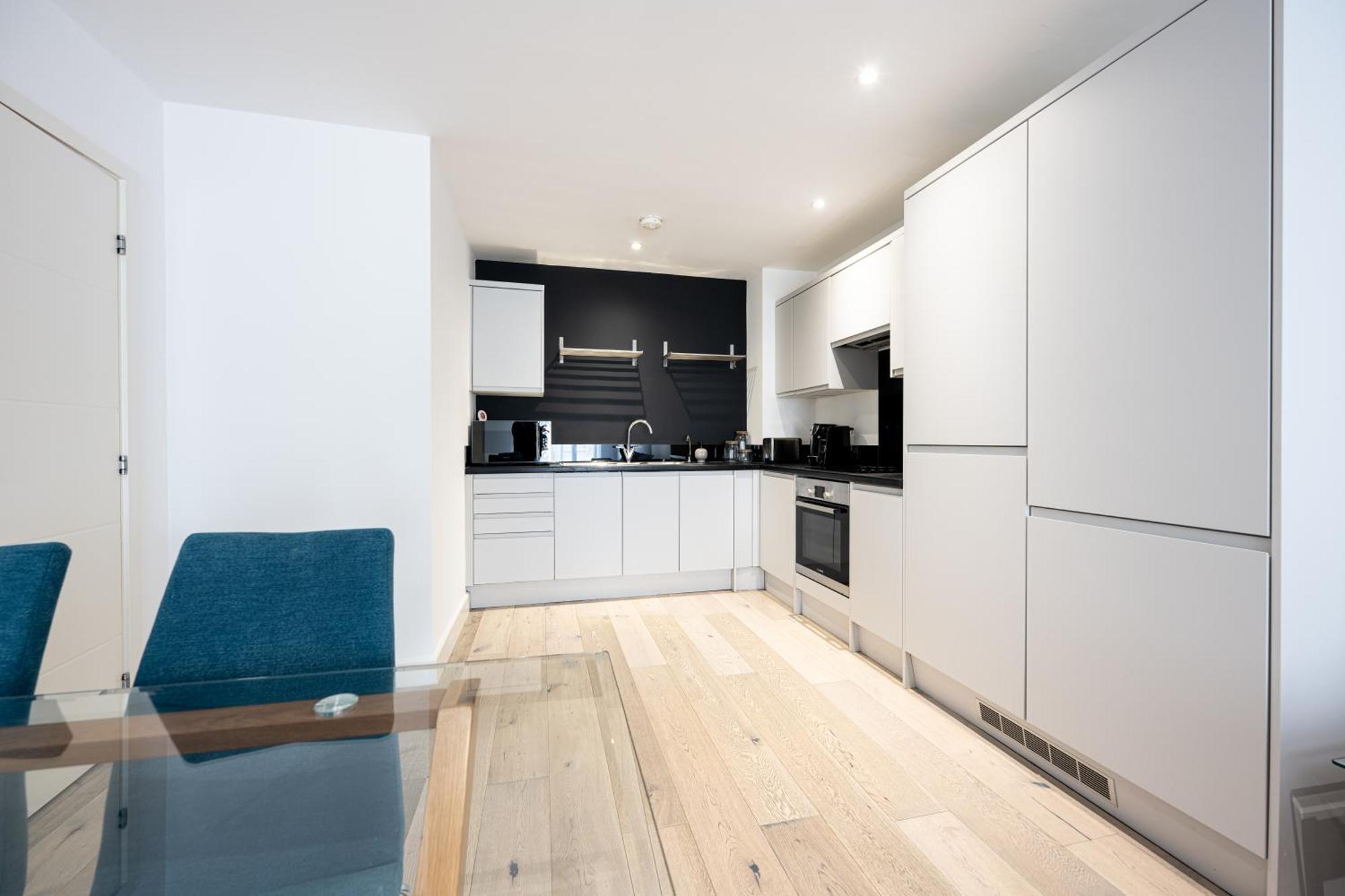 Luxury Apartment By Ocean Village Marina Southampton Extérieur photo